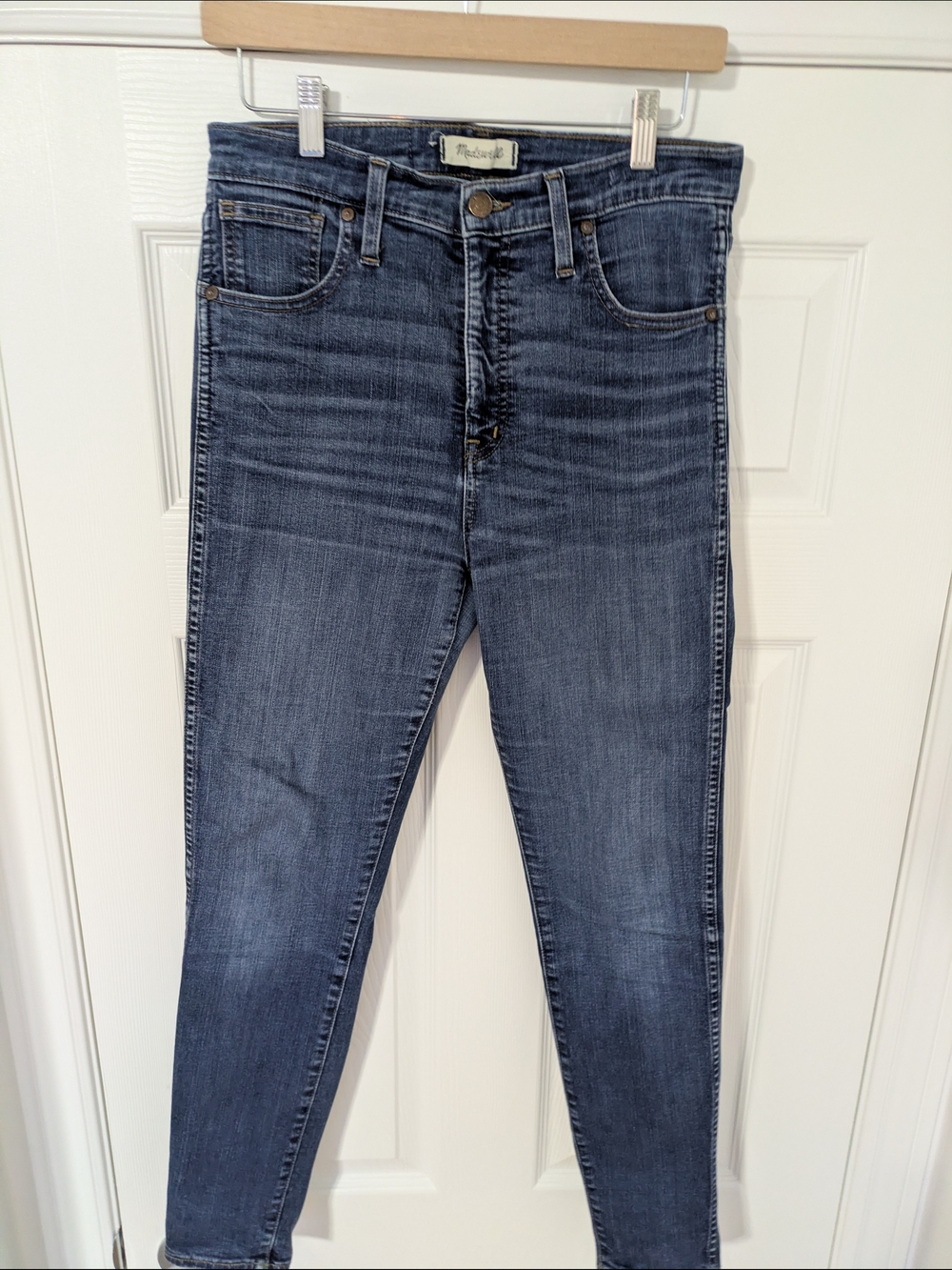Madewell High-Rise Skinny Jeans in Dark Wash